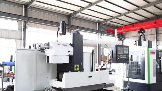 China metal cnc milling machine XK7132/XH7132 vertical 4 axis cnc machining center price